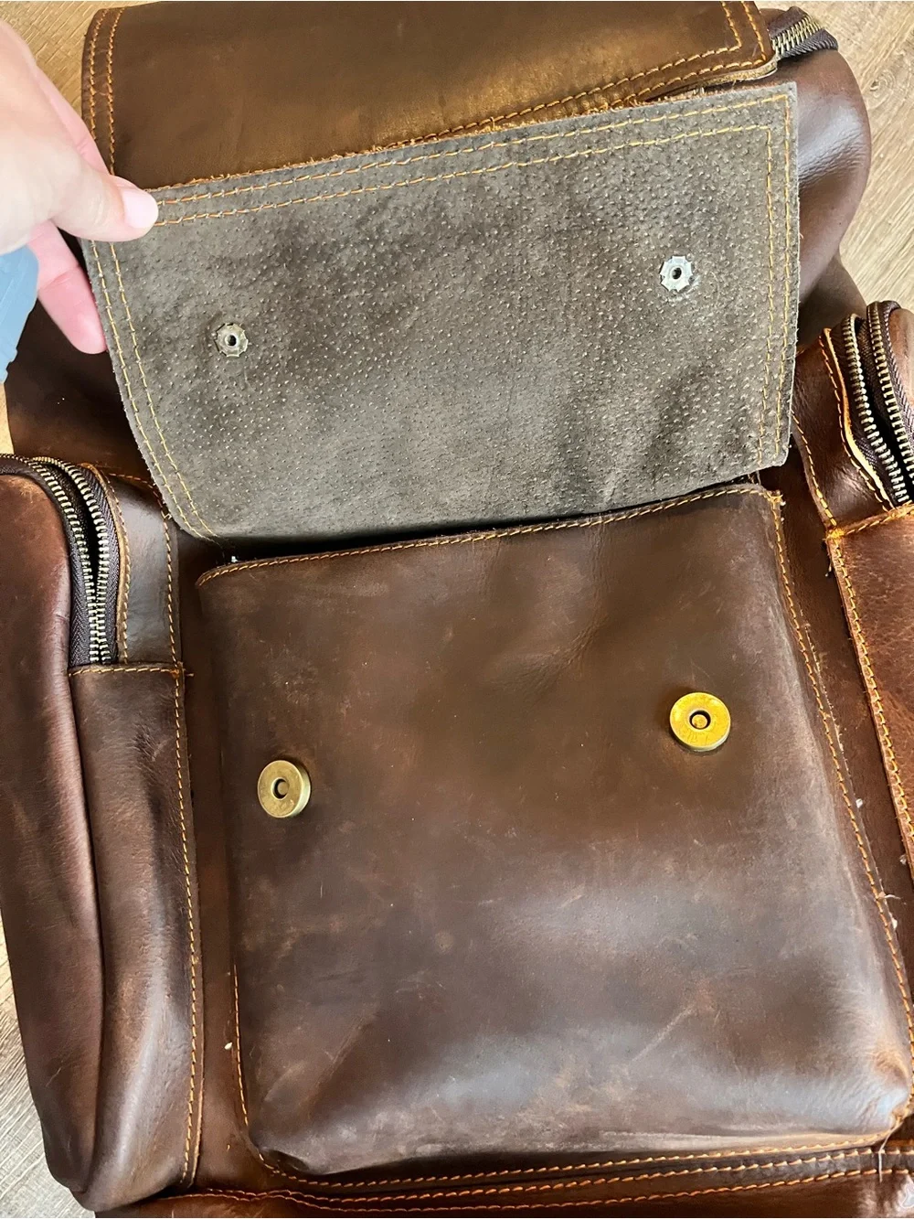 Men’s leather backpack travel bag unbranded heavy duty rugged weekender brown